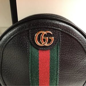GUCCI Obsidian Wristlet